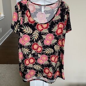 LuLaRoe Bold Floral Pattern Short Sleeve Top